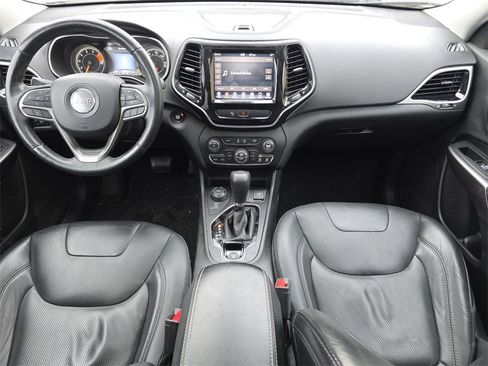 Used 2019 Jeep Cherokee Limited image 15