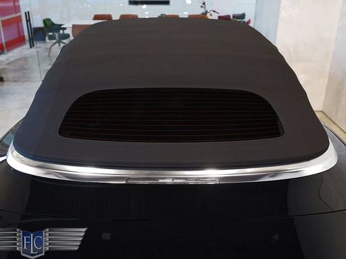 Used 2017 Rolls-Royce Dawn RWD image 15