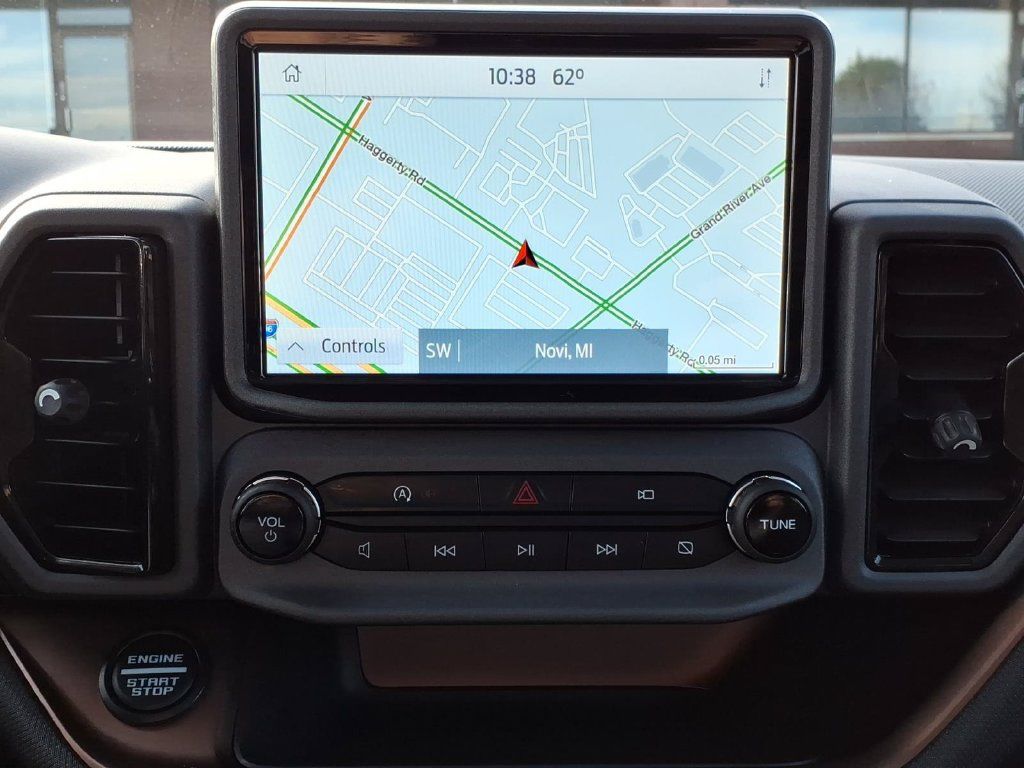Used 2021 Ford Bronco Sport Badlands w/ Badlands Package AWD/4WD image 16