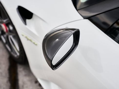 Used 2015 Porsche 918 Spyder w/Weissach Package image 13