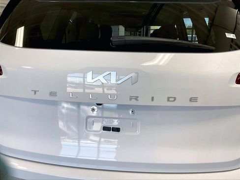 Used 2023 Kia Telluride S w/ S Sunroof Package AWD/4WD image 29