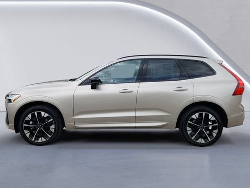 New 2026 Volvo XC60 B5 Plus w/ Protection Package Premier AWD/4WD image 6