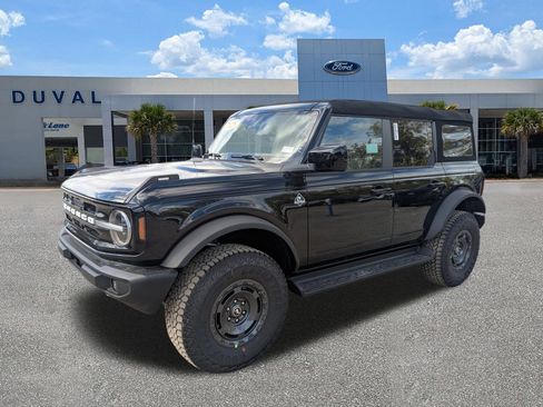 New 2025 Ford Bronco Outer Banks w/ Sasquatch Package AWD/4WD image 8