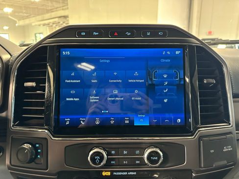 Used 2022 Ford F450 Limited w/ FX4 Off-Road Package image 28