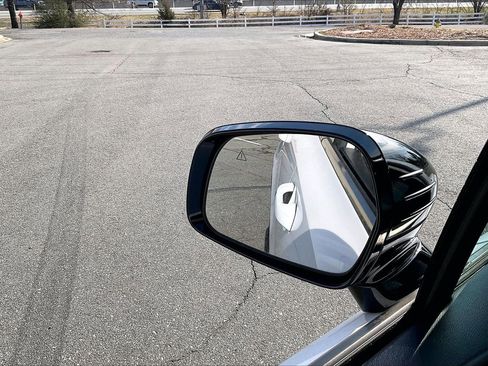 Used 2021 Kia Sorento SX image 31