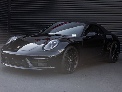 Certified 2024 Porsche 911 Carrera image 1