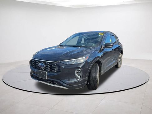 Certified 2023 Ford Escape ST-Line Elite w/ Premium Technology Package image 3