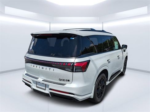 New 2026 INFINITI QX80 4WD w/ Sport Exterior Package image 3