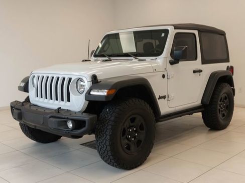 Used 2022 Jeep Wrangler Sport AWD/4WD image 6