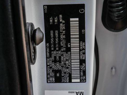 Used 2024 Toyota 4Runner Limited AWD/4WD image 47