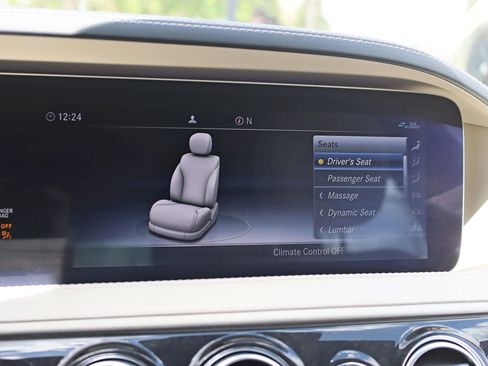Used 2019 Mercedes-Benz S 560 Sedan image 29