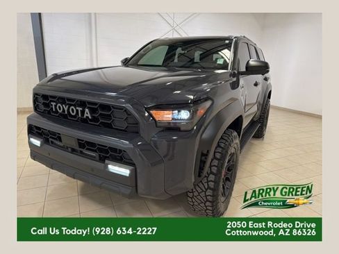 Used 2025 Toyota 4Runner TRD Off-Road Premium AWD/4WD image 1