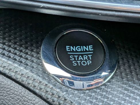 Certified 2023 Ford Explorer ST-Line w/ Class IV Trailer Tow Package image 33