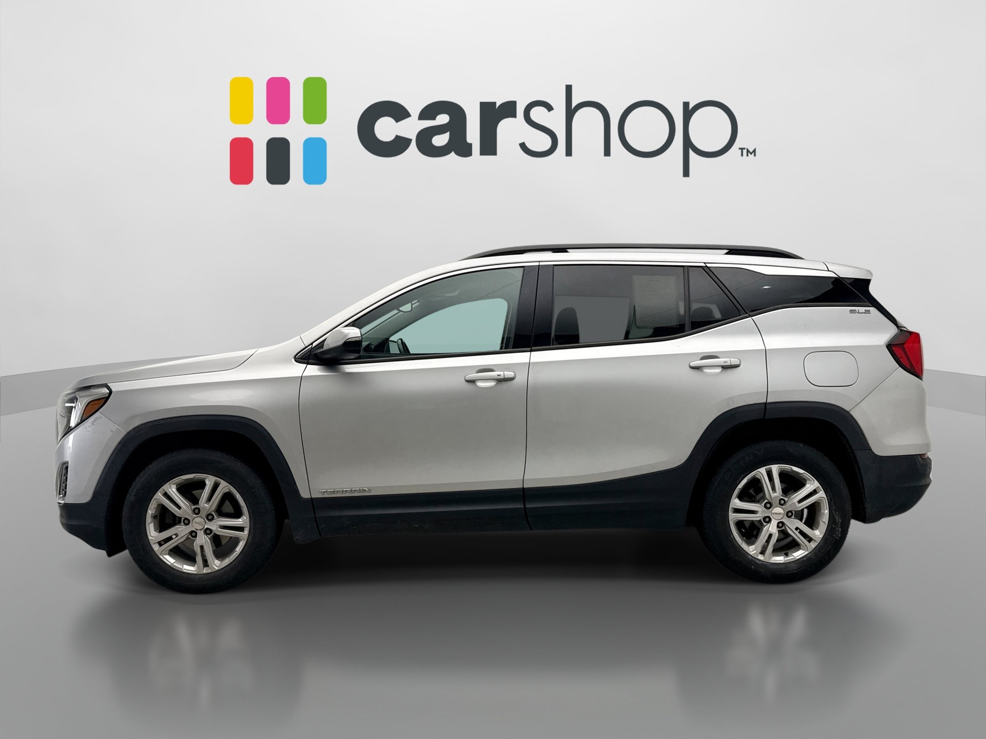 Used 2018 GMC Terrain SLE w/ Driver Convenience Package AWD/4WD image 2
