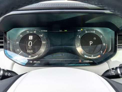 Used 2024 Land Rover Range Rover Sport SE image 14