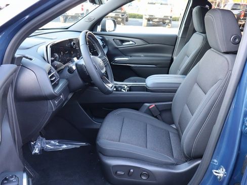 New 2026 Chevrolet Traverse LT w/ Enhanced Driving Package image 4