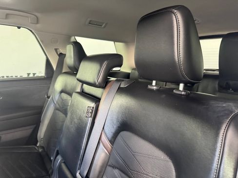 Used 2025 Nissan Pathfinder Platinum w/ Cargo Package FWD image 10