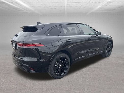 Certified 2026 Jaguar F-PACE R-Dynamic S AWD/4WD image 7