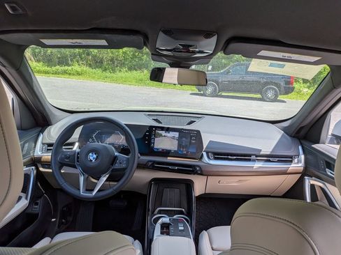 Certified 2023 BMW X1 xDrive28i w/ Convenience Package AWD/4WD image 19