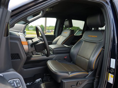 Used 2025 Ford F150 Tremor w/ Equipment Group 402A High AWD/4WD image 14