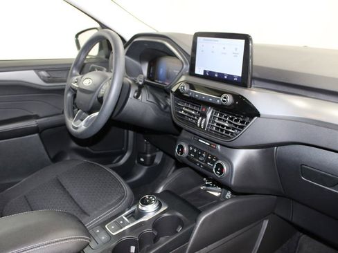 Used 2025 Ford Escape Active AWD/4WD image 27