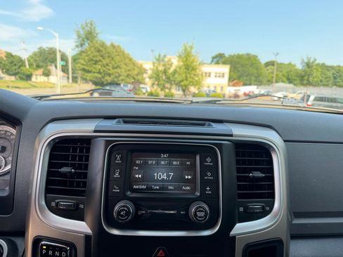 Used 2015 RAM 1500 Big Horn AWD/4WD image 11