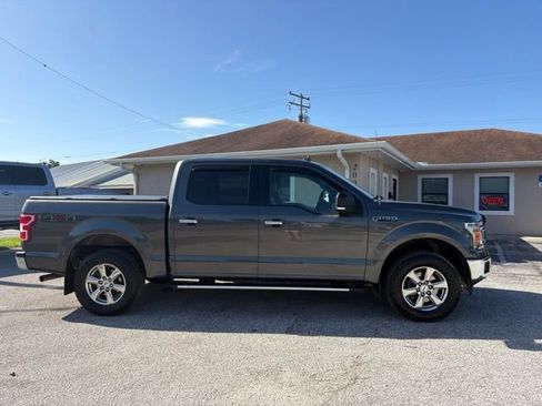 Used 2018 Ford F150 XLT w/ Equipment Group 302A Luxury AWD/4WD image 4