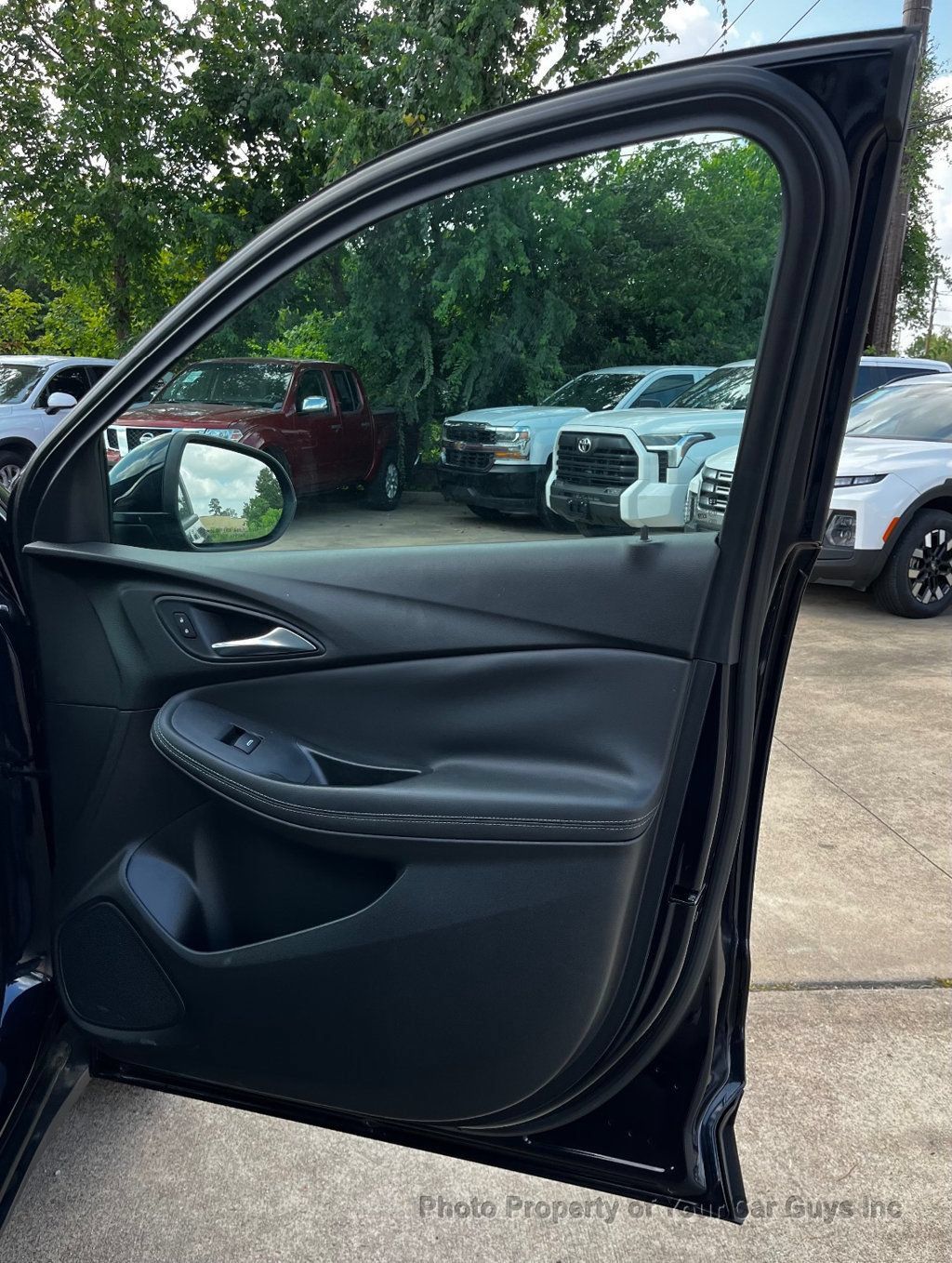 Used 2020 Buick Encore GX Preferred FWD image 30
