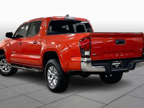 Used 2018 Toyota Tacoma SR5 image 11