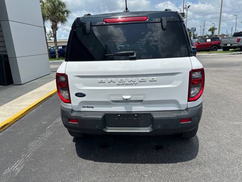 Used 2025 Ford Bronco Sport Outer Banks w/ Outer Banks Tech Package+ AWD/4WD image 5