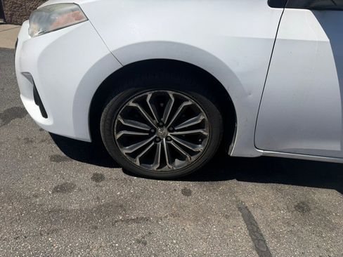 Used 2014 Toyota Corolla S FWD image 3