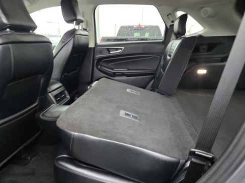 Certified 2024 Ford Edge Titanium image 34