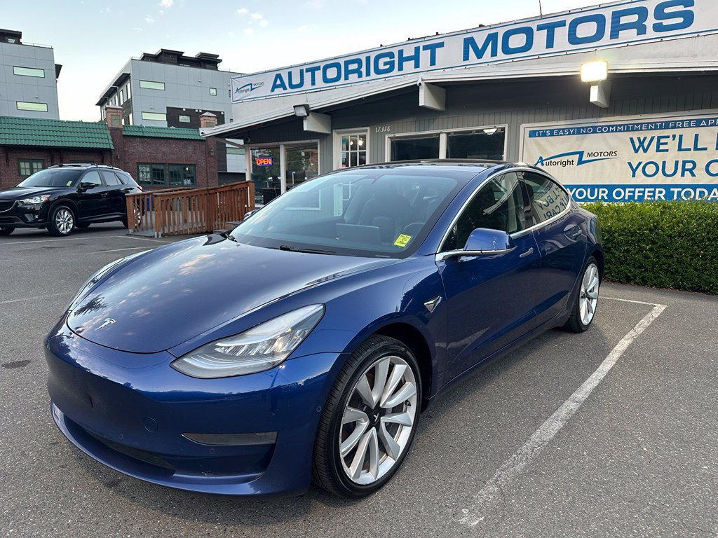 Used 2020 Tesla Model 3 Standard Range Plus RWD image 1