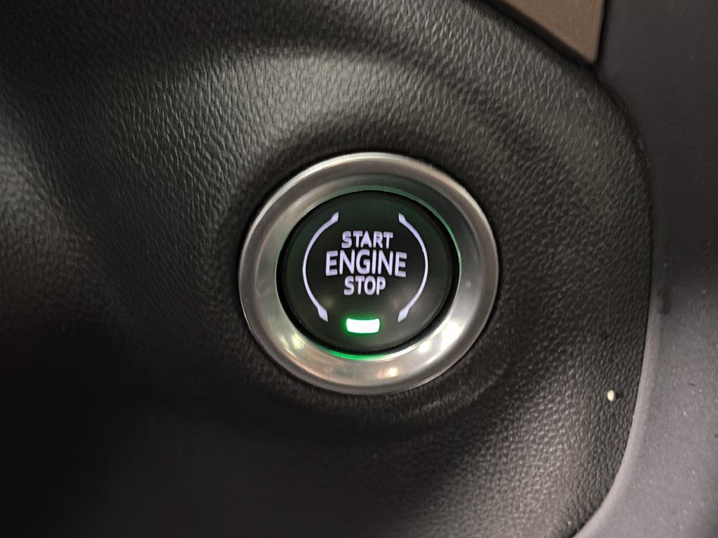 Used 2022 Chevrolet Silverado 3500 High Country AWD/4WD image 23