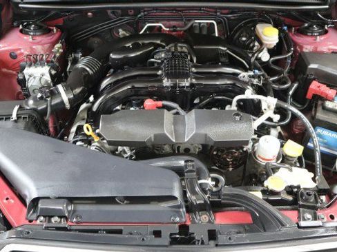 Used 2017 Subaru Crosstrek 2.0i Premium image 19