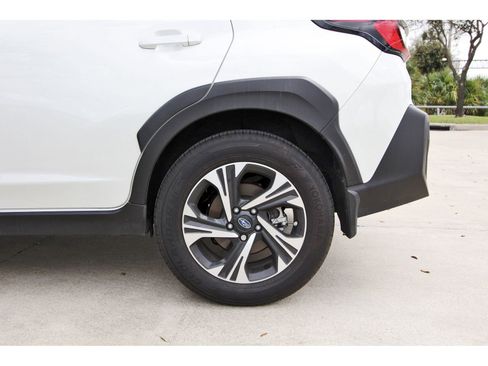 Certified 2025 Subaru Crosstrek 2.0i Premium image 31