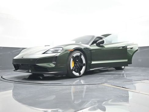 Certified 2025 Porsche Taycan Turbo S AWD/4WD image 32