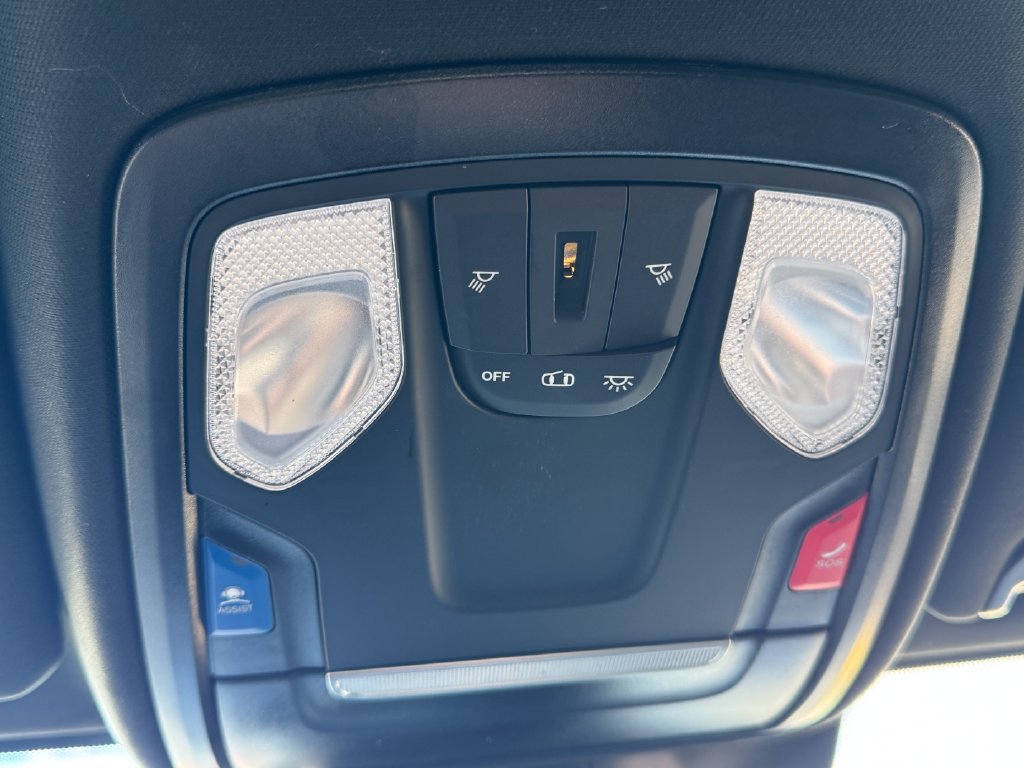 Used 2025 RAM 2500 Big Horn AWD/4WD image 25