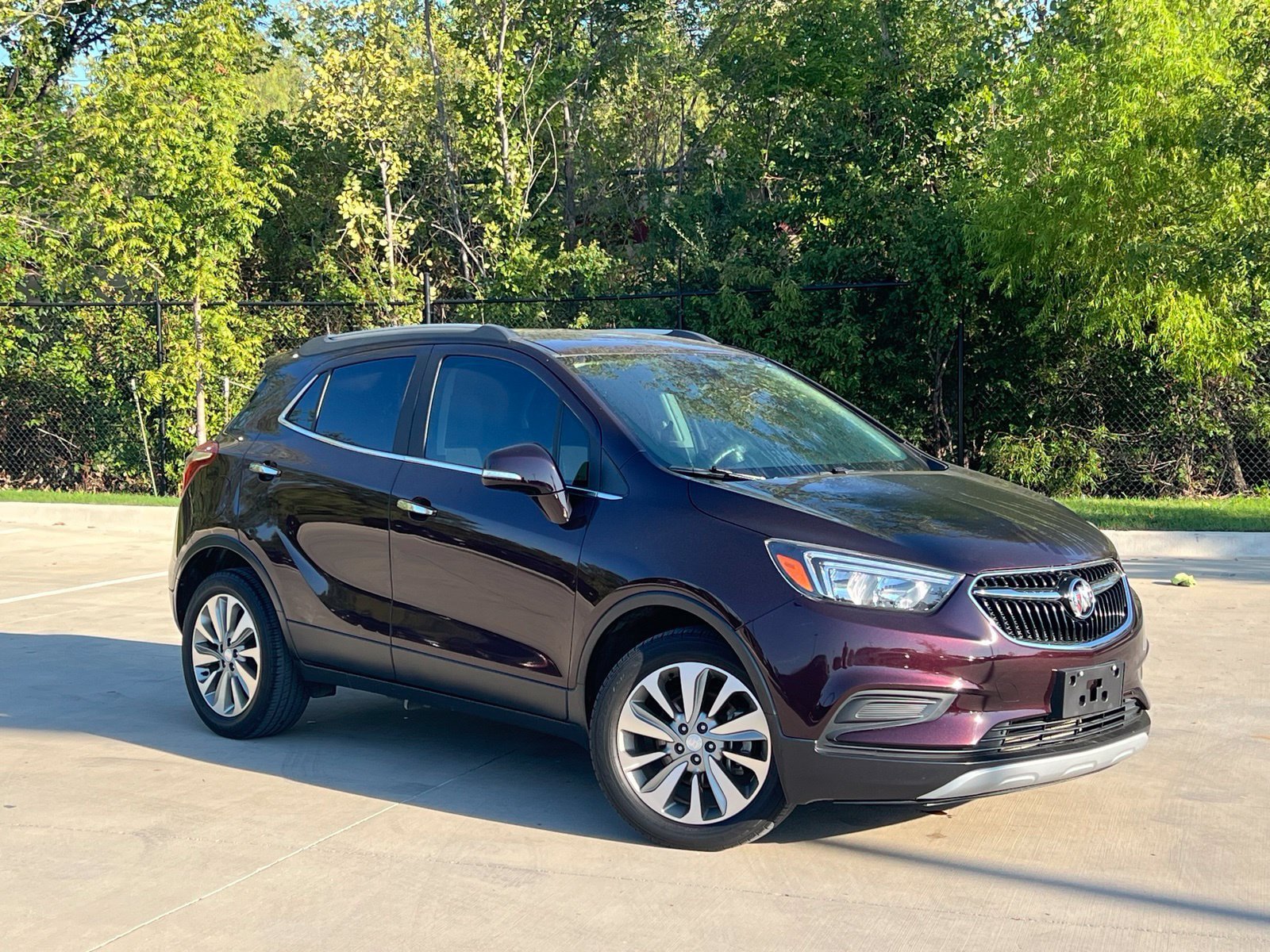 Used 2017 Buick Encore Preferred FWD image 1