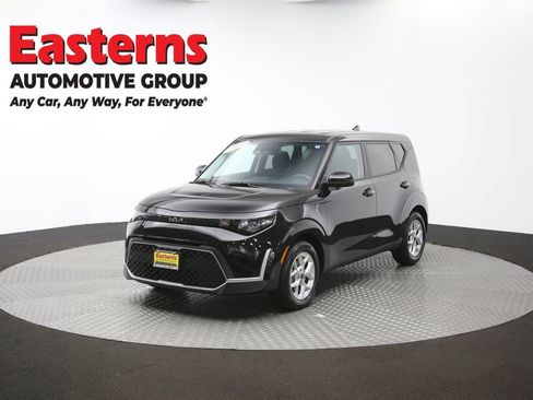 Used 2025 Kia Soul LX w/ LX Technology Package FWD image 53