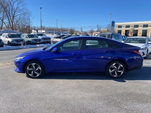 Certified 2023 Hyundai Elantra SEL w/ Convenience Package image 7