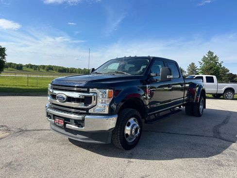 Used 2022 Ford F350 XL w/ STX Appearance Package AWD/4WD image 1