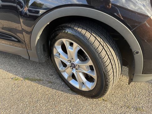Used 2013 Ford Escape SEL FWD image 8