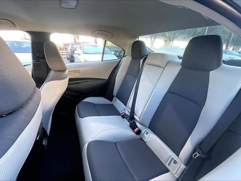 Used 2024 Toyota Corolla LE image 20