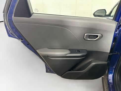 Used 2025 Kia K4 FWD image 25