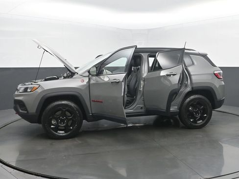 Used 2023 Jeep Compass Trailhawk w/ Trailhawk Convenience Group image 55