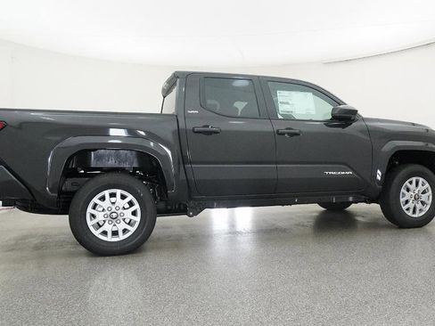 New 2026 Toyota Tacoma SR5 image 41