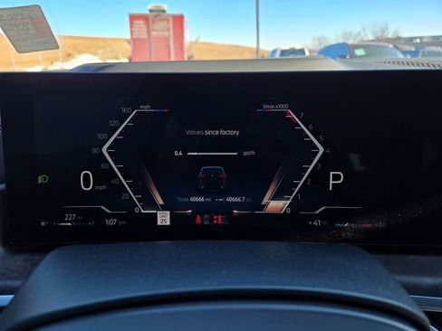 Used 2024 BMW X5 xDrive40i w/ M Sport Package image 20