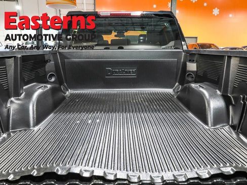 Used 2022 Chevrolet Silverado 1500 LT image 9