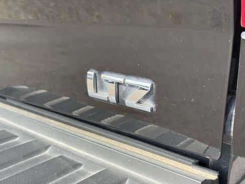 Used 2016 Chevrolet Silverado 1500 LTZ AWD/4WD image 7